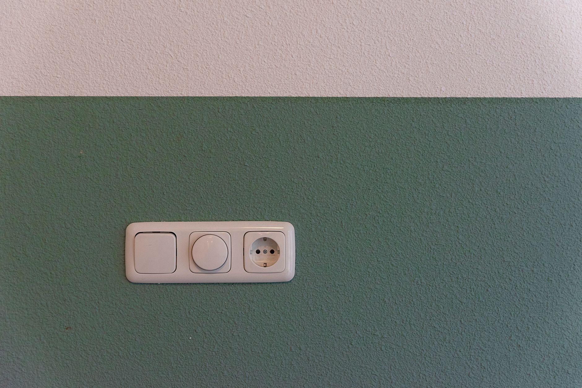 Outlet & Switch Work – Canyon Lake